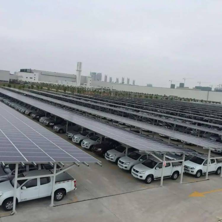 太阳能光伏车棚